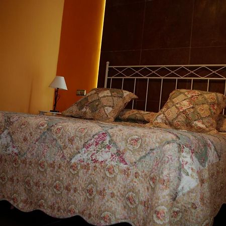 Vivienda Turistica El Caneco Tordesillas Oda fotoğraf