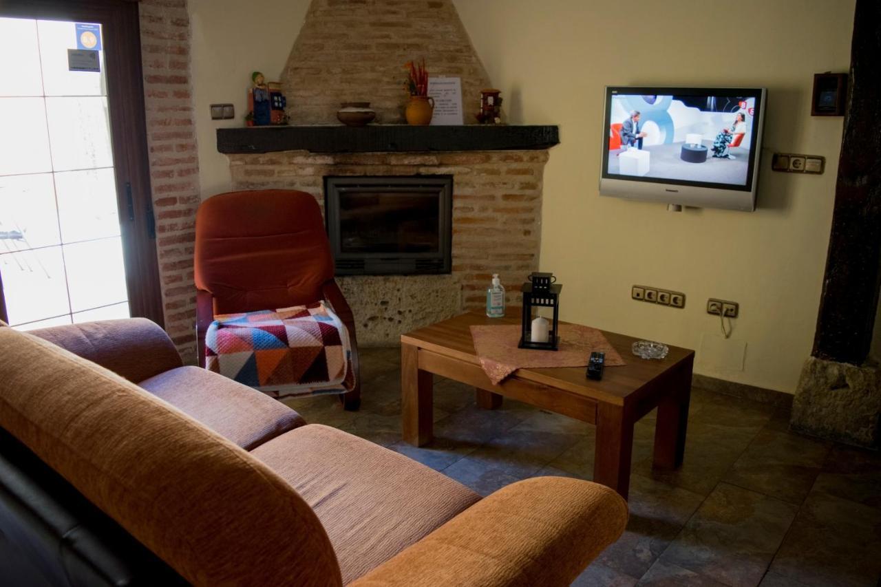Vivienda Turistica El Caneco Tordesillas Dış mekan fotoğraf